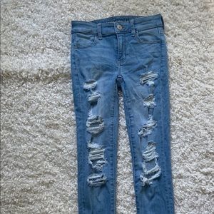 American Eagle Medium Wash Cropped Ripped Jeans